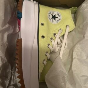 Neon yellow Converse Run Star Hike